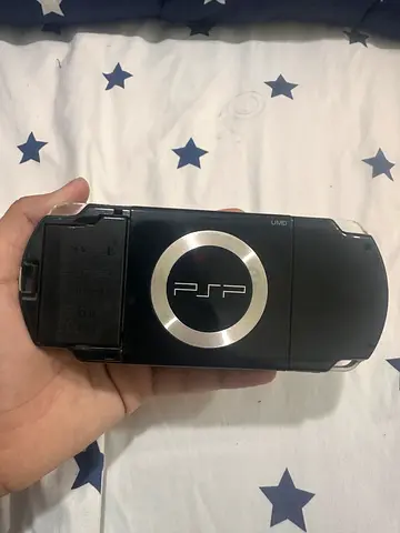 Sony PSP (PlayStation Portable) handheld console - good working condition