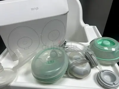 Wearable Elvie Stride Double Electric Breast Pump