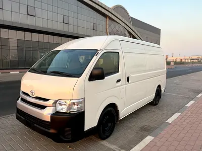Toyota Hiace GL 2017 - GCC Specs - Well Maintained
