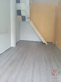 Spacious Commercial shop/office with One Month Free