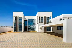 V5 Select 5BR Villa Massive Plot | Ready to Move