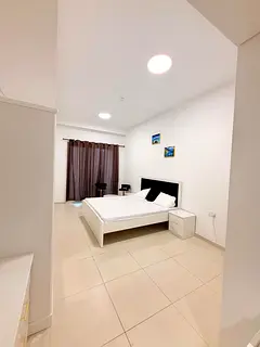 Luxuary master room available for rent in bsm building.