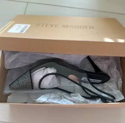 Brand new unworn Steve Madden heels