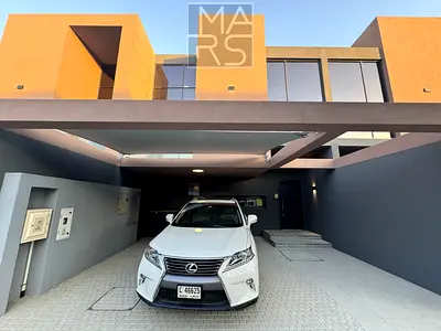 Luxurious 3bedroom | townhouse | Covered parking | Gym and pool