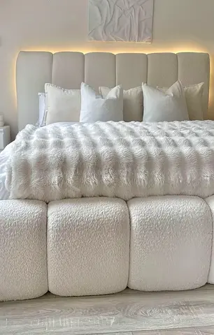 White Upholstered Queen Bed with Padded Headboard (Modern Plush Design)