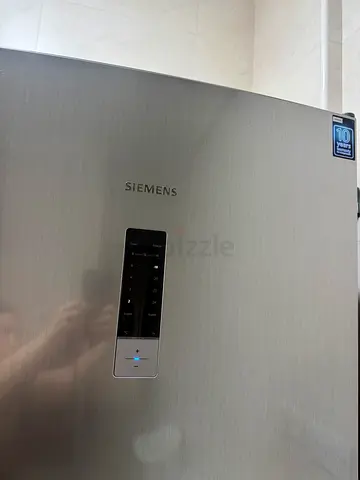 Siemens Stainless Steel Refrigerator - Good Condition