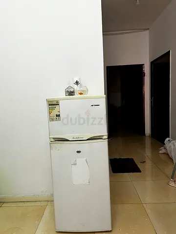 Fridge 270 ltr capacity with good quality