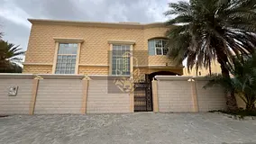 A distinctive villa for rent in Rawda 3 spacious areas with an elegant design