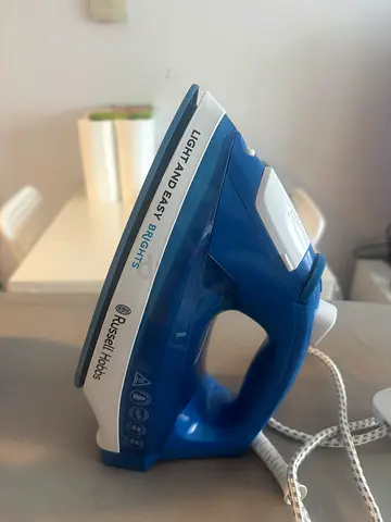 Russell Hobbs Steam Iron - 2400W - Good Condition