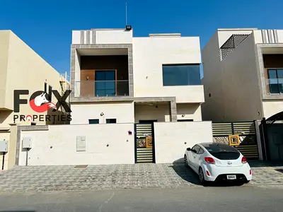 فيلا للايجار السنوي \ بمنطقه الياسمين بعجمان \ 5 غرف ماستر \ مجلس كبير \ صاله \ مطبخ تحضيري \ روف كبير \ قريب من شارع محمد بن زايد \ قريب من مخرج دبي