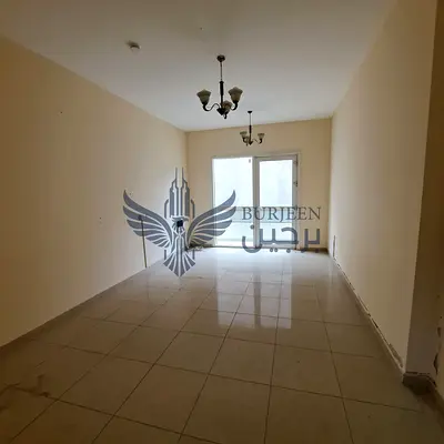 2bhk apartment For Family with 2 balconies
