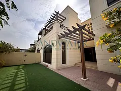 4 bedroom | Middle unit | Single Row | Vacant