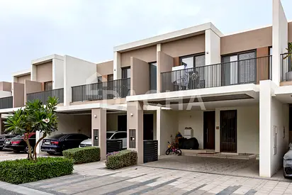 Landscaped | Unfurnished | Available 1st May