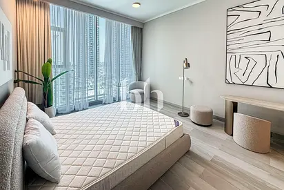 Vacant | Furnished | Pool View | Mid Floor