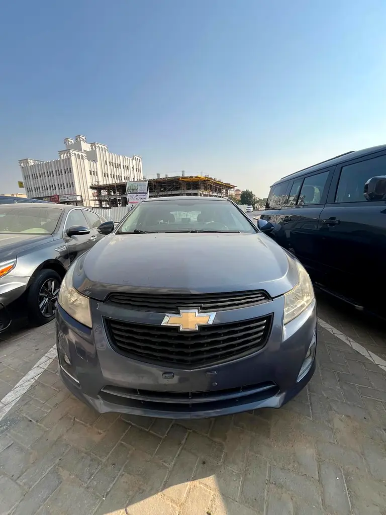 Chevrolet Cruze 2015 — photo 1 of 5