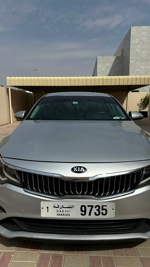Kia Optima 2020 — photo 1 of 10