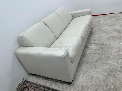 Like new condition Natuzzi brand three seater sofabed