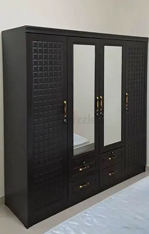 Dark Wood 4-Door Wardrobe with Mirrors and Drawers