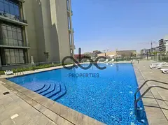1BR With Balcony | High Floor | Street View