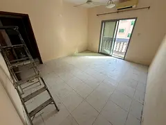 One bedroom and living room, separate lounge, sea view, split air conditioning, large area, prime lo