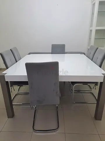 HOME CENTRE Modern Square Dining Table Set – 150x150 cm (Seats 6)