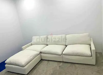 Bring home Halston! Say goodbye to awkward seating arrangements with our spacious corner sofa in pas