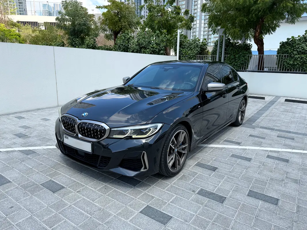 BMW 3-Series 2020 — photo 1 of 10