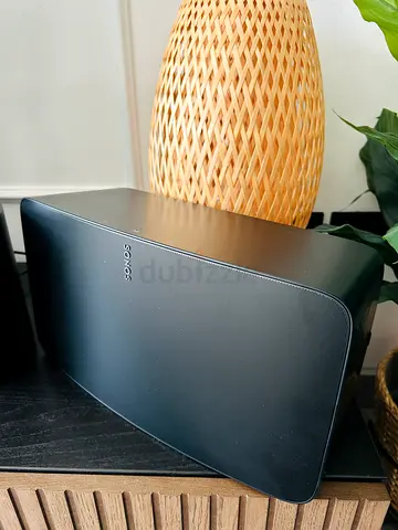 Sonos Five - The High-Fidelity Speaker for Superior Sound - Black