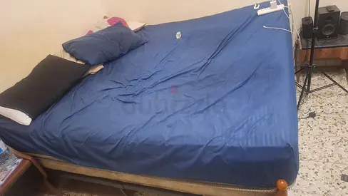 Used king Size Bed Frame with Mattress (Good Condition)