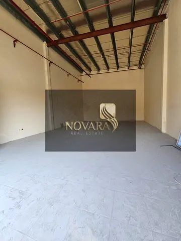 للإيجار السنوي _ مستودع واسع _ وموقع استراتيجي  _ الجرف الصناعية 1، عجمان