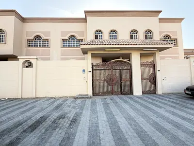 Excellent 5BR villa with yard available for rent in Khalifa City