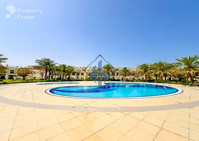 Studio Royal Breeze – Community View