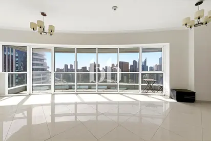 Vastu | Vacant | High Floor | 2 Parking