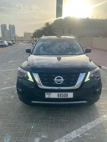 Nissan pathfinder 2019