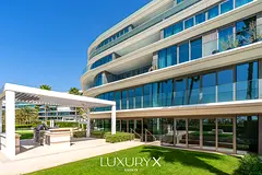 Vacant | Panoramic Sea &amp; Sunset | Iconic Living