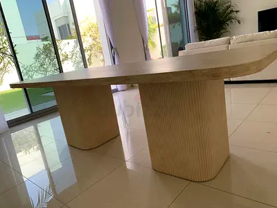 Perfect condition oc home Brand Dining table without Chairs for sale