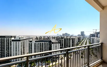 BOULEVARD VIEW | BRIGHT INTERIOR | 3 BED + MAID