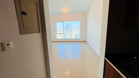 Spacious Studio in prime location with beautiful city view