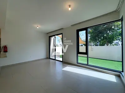 Calm Family-Ready Townhouse | Green Surroundings