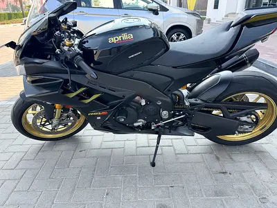 Mint Condition Aprilia RSV4 Factory 1100