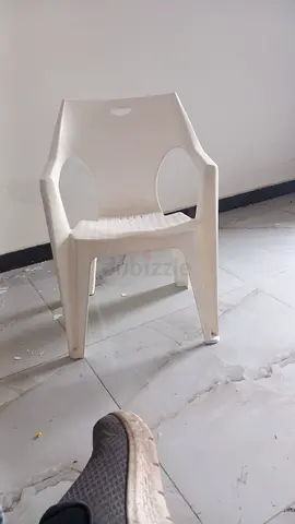 White Plastic Patio/Stackable Chair - Good Condition