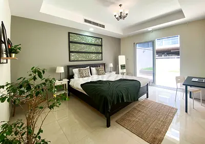 Master Room with Garden And Parking!