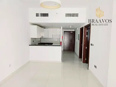 1BR + LAUNDRY ROOM | SPACIOUS