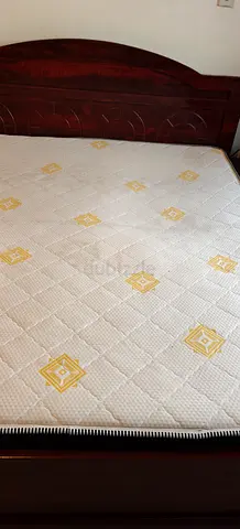 King size mattress in throw away price