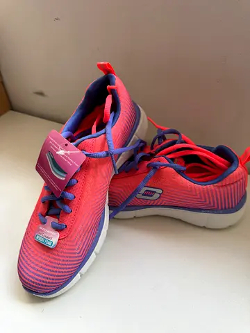 Original Skechers Memory Foam Sport Shoes Size 37