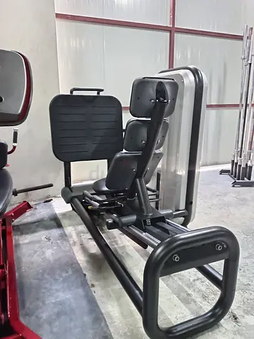 Commercial Leg Press Machine - Heavy Duty Plate-Loaded Trainer