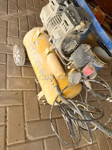 Stanley portable air compressor (used, dusty) - 2.5HP