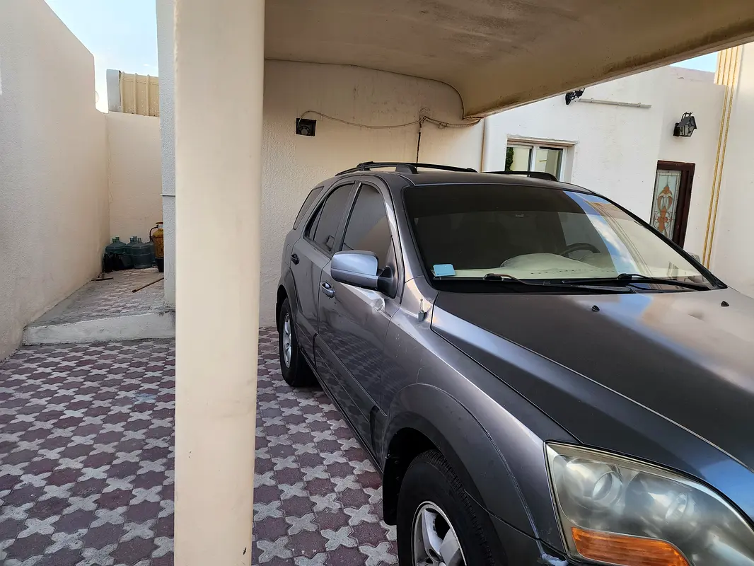 Kia Cerato 2007 — photo 1 of 5