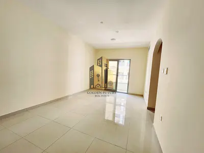Ready too move apartment free cover parking close to park and mosque