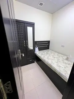 Partition room available burjman Al mamkhool